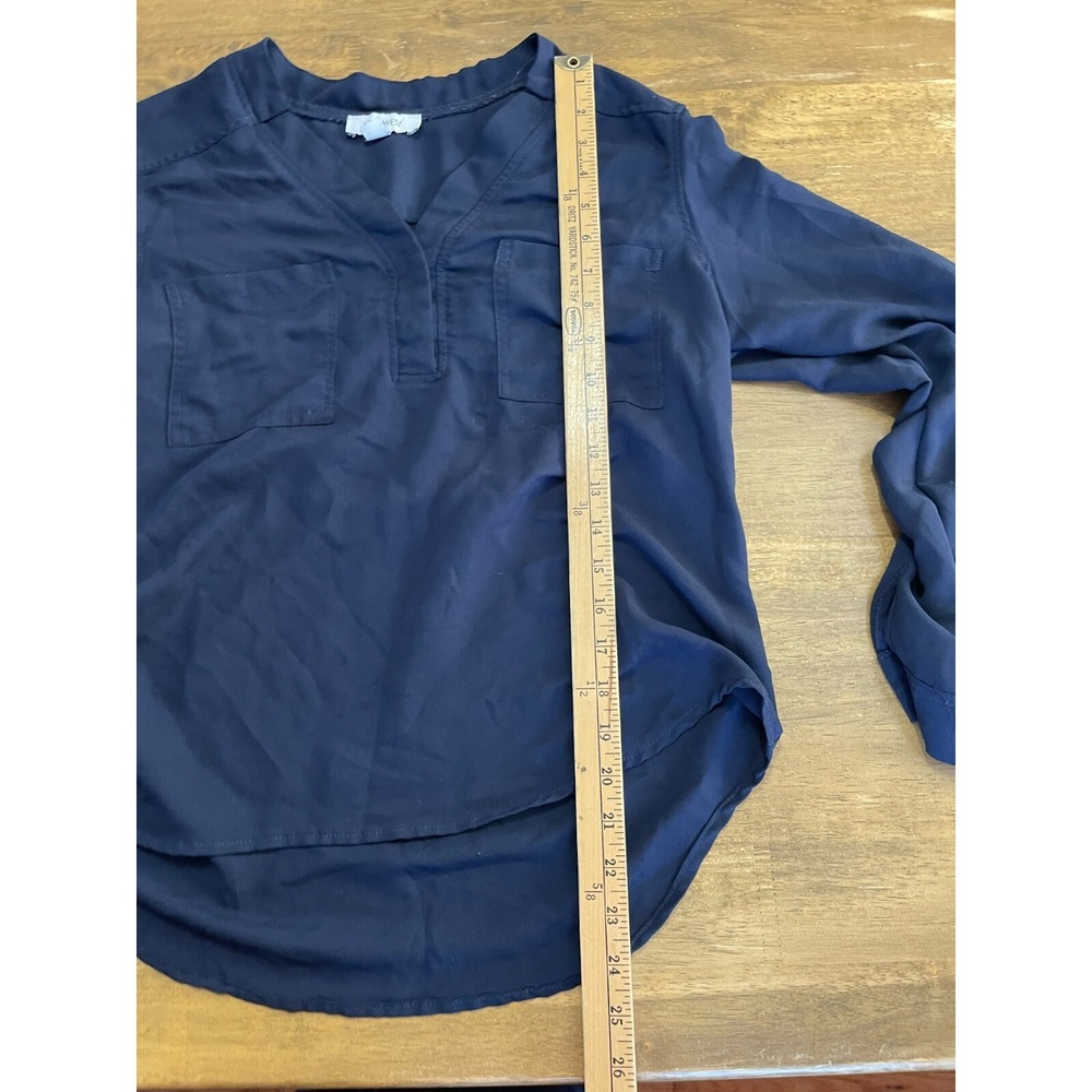 Nine West Shirt, Women's Size Medium, Navy Blue, Long Sleeve, V-neck - Picture 6 of 10